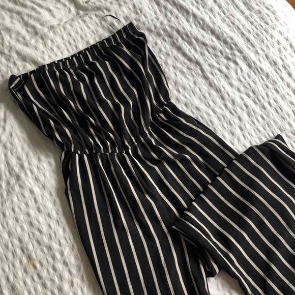 Jumpsuit - Picture 5 of 6